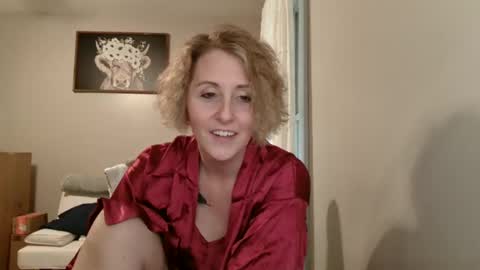 Snapshot of joliexx41 chatting on 12.11.24 Jolie online show from 12.11.24