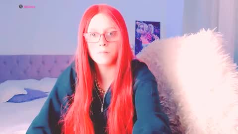Snapshot of joliinee chatting on 09.22.25 ArianaJoliiee online show from 09.22.25