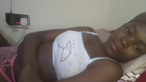 jollynabeb online show from 02.25.25