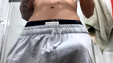 Snapshot of jonyflak chatting on 12.09.24 Joohn online show from 12.09.24