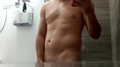 Snapshot of jorchuck1919este chatting on 10.01.25 jorchuck1919este online show from 10.01.25