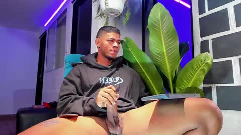 JordanParis online show from 02.22.25