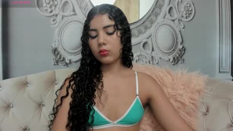 Snapshot of joselyn_sexy_ chatting on 02.17.25 Katalina online show from 02.17.25