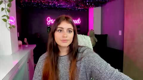 Snapshot of joselynsweet chatting on 09.14.25 Sofia Garcia online show from 09.14.25