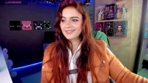 Snapshot of joselynsweet chatting on 10.30.25 Sofia Garcia online show from 10.30.25