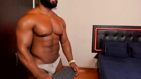 Snapshot of joseph_palacios chatting on 01.10.25 joseph palacios online show from 01.10.25