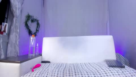 Snapshot of josesweet_ chatting on 10.09.25 Jose online show from 10.09.25