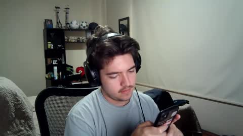 Snapshot of josh_fucks420 chatting on 12.02.24 Josh online show from 12.02.24