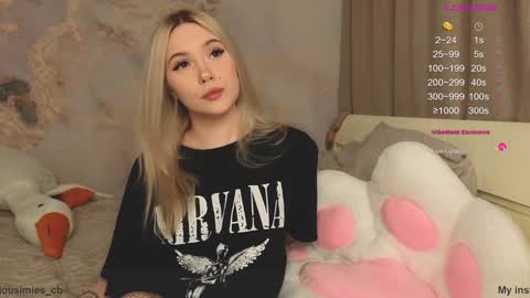 Snapshot of jousimies chatting on 01.10.25 Jane online show from 01.10.25