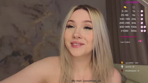 Snapshot of jousimies chatting on 01.12.25 Jane online show from 01.12.25