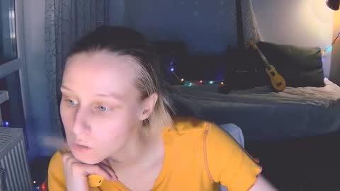 Snapshot of joy_keys chatting on 12.13.24 joy_keys online show from 12.13.24