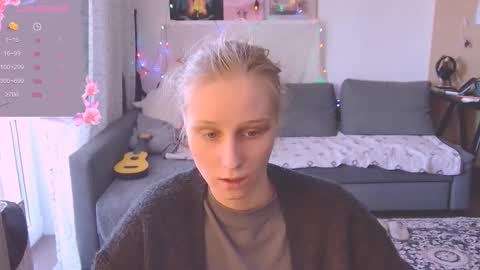 Snapshot of joy_keys chatting on 03.07.25 joy_keys online show from 03.07.25