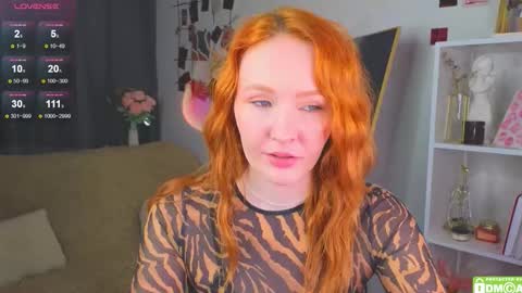 Snapshot of joyce_jones chatting on 10.04.25 joyce_jones online show from 10.04.25
