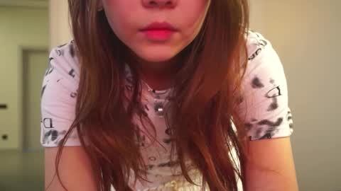 Snapshot of joycelynsiple chatting on 11.17.25 Monica online show from 11.17.25