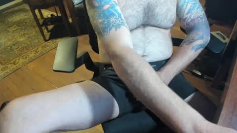 Snapshot of jsimon04 chatting on 12.11.24 jsimon04 online show from 12.11.24