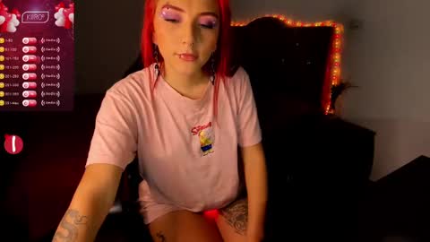 Snapshot of juana_tropic chatting on 12.17.24 Juana Fer online show from 12.17.24