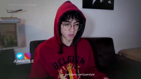 . online show from 09.10.25