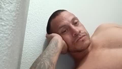 Snapshot of jugg2 chatting on 10.08.25 Jugg online show from 10.08.25