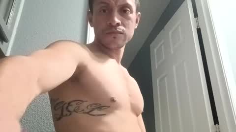 Snapshot of jugg2 chatting on 10.23.25 Jugg online show from 10.23.25