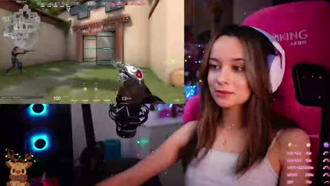 Snapshot of juicy___angel chatting on 01.12.25 Angelina online show from 01.12.25