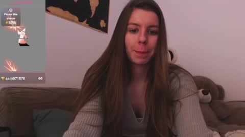 Snapshot of juicy_mystery chatting on 01.15.25 laura online show from 01.15.25