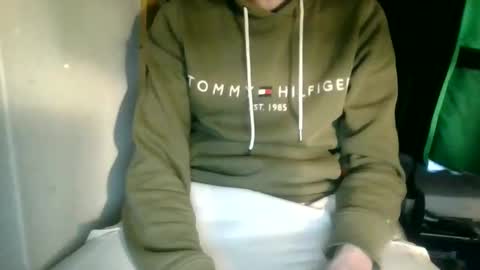 Snapshot of juju78juju chatting on 02.28.25 juju78juju online show from 02.28.25