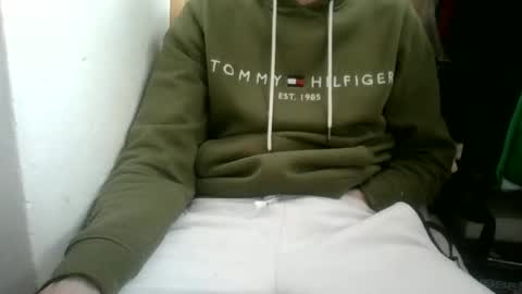 Snapshot of juju78juju chatting on 03.10.25 juju78juju online show from 03.10.25