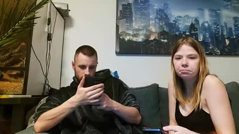 Snapshot of julia_official chatting on 02.13.25 julia_official online show from 02.13.25