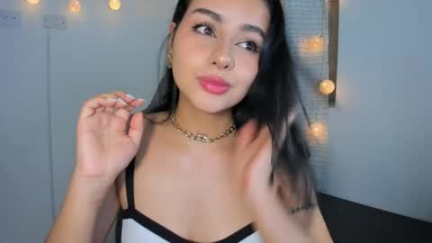 Snapshot of julia_strauns chatting on 12.07.24 julia_strauns online show from 12.07.24