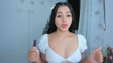 Snapshot of julia_strauns chatting on 01.04.25 julia_strauns online show from 01.04.25