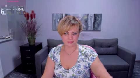 Julia online show from 02.28.25
