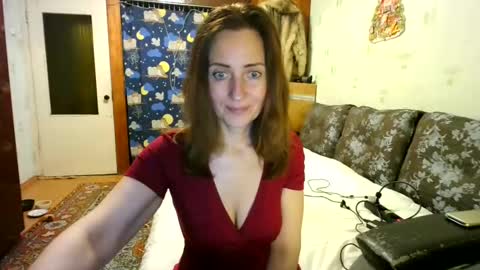 Snapshot of juliaa_foxi chatting on 01.05.25 juliaa_foxi online show from 01.05.25