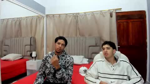 Snapshot of julian_billy chatting on 01.23.25 julian billy online show from 01.23.25