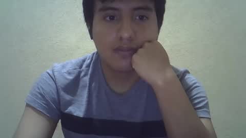 Snapshot of julianalvarez95 chatting on 12.08.24 Julian online show from 12.08.24