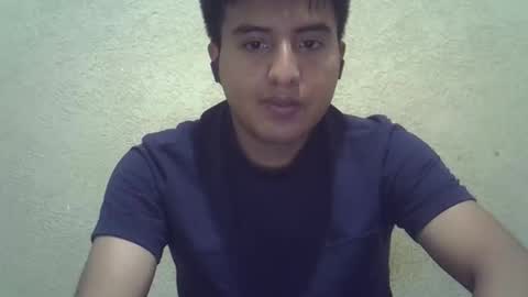 Snapshot of julianalvarez95 chatting on 03.08.25 Julian online show from 03.08.25