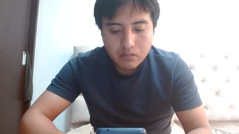 Snapshot of julianalvarez95 chatting on 09.11.25 Julian online show from 09.11.25