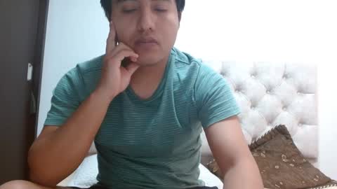 Snapshot of julianalvarez95 chatting on 09.14.25 Julian online show from 09.14.25