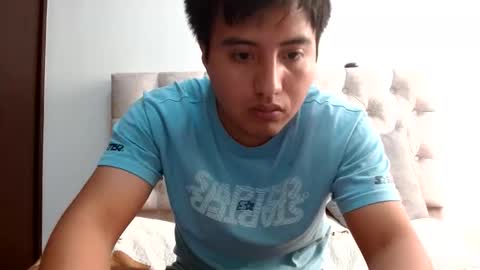 Julian online show from 11.11.25