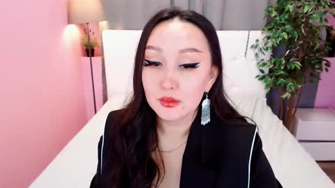 Snapshot of julianna_jamii chatting on 02.12.25 Julianna online show from 02.12.25