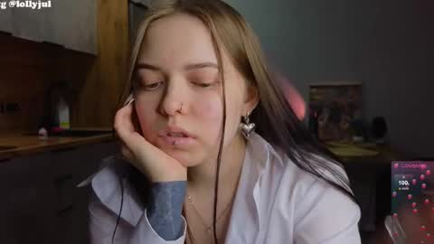 Snapshot of julidropp chatting on 03.09.25 julidropp online show from 03.09.25