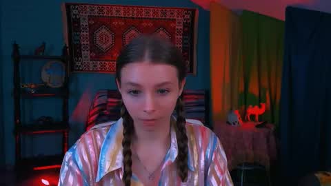 juliedaniel online show from 09.23.25