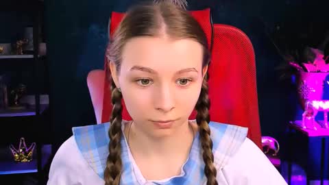 juliedaniel online show from 11.11.25