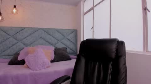Snapshot of julieta_sweett20 chatting on 10.03.25 Julieta online show from 10.03.25