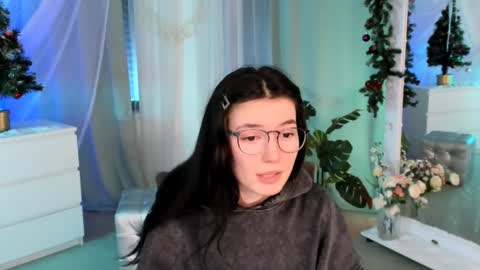 Snapshot of julietaromaniss chatting on 01.05.25 Julieta or Jully online show from 01.05.25