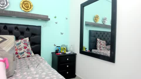 julieth_allen online show from 11.15.25