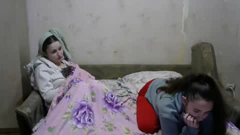 Snapshot of juliya_katie chatting on 12.11.24 Juliya Katie online show from 12.11.24