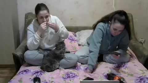 Snapshot of juliya_katie chatting on 01.11.25 Juliya Katie online show from 01.11.25