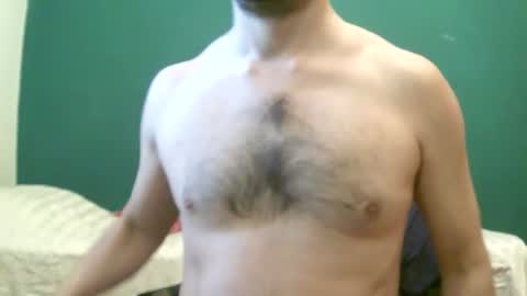 Snapshot of juneandmia chatting on 10.01.25 Mia online show from 10.01.25