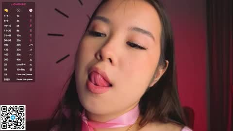 Bella online show from 10.28.25