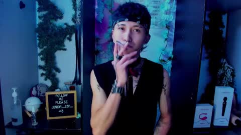 Junior online show from 03.11.25